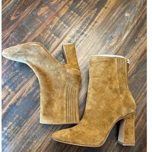 Steve Madden Suede Ankle Boots Block Heel‎ Back Zip Booties Tan Size 8.5M Fall